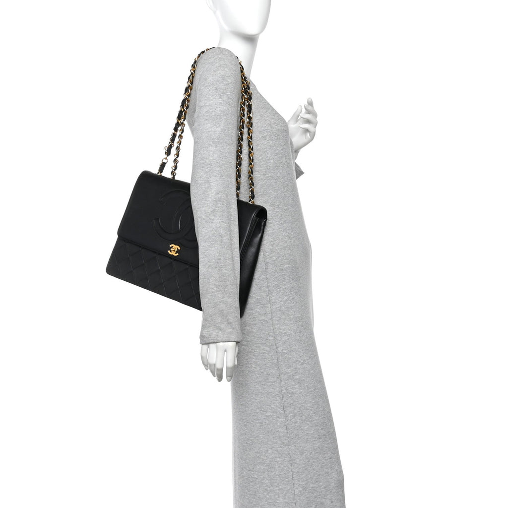 Lambskin Quilted CC Maxi Jumbo Single Flap Black