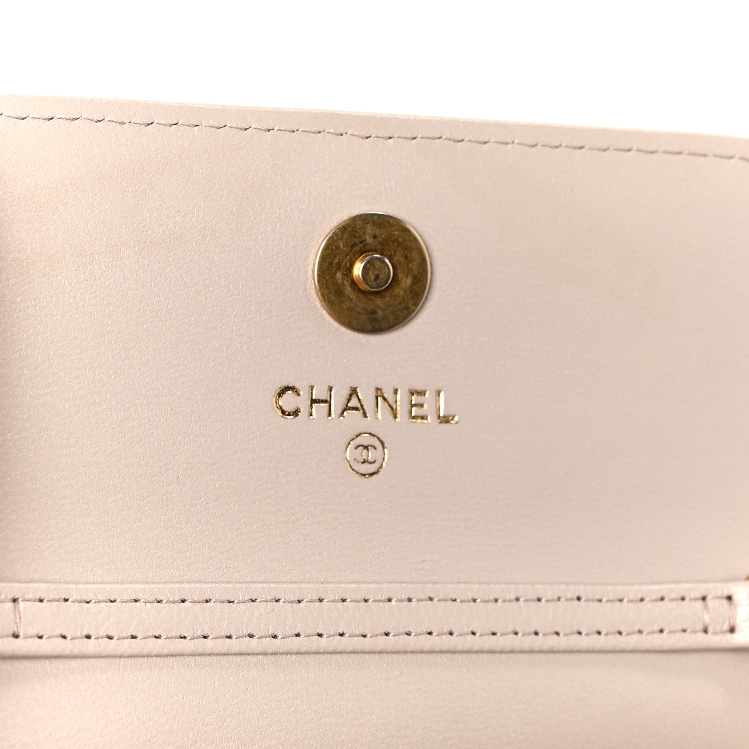 Lambskin Quilted Pearl Crush Clutch With Chain Light Purple