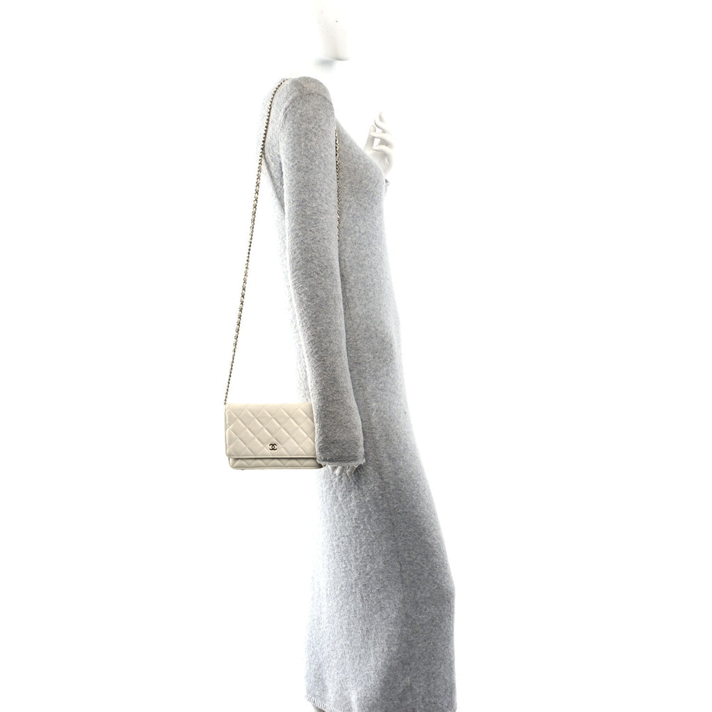 Caviar Quilted Wallet On Chain WOC White