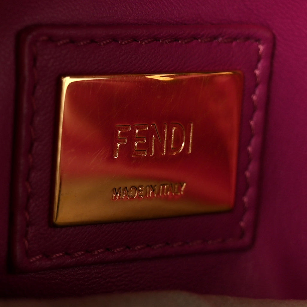 Vitello Seta Shiny Nappa Medium Peekaboo Iconic Satchel Grigio Polvere Magenta
