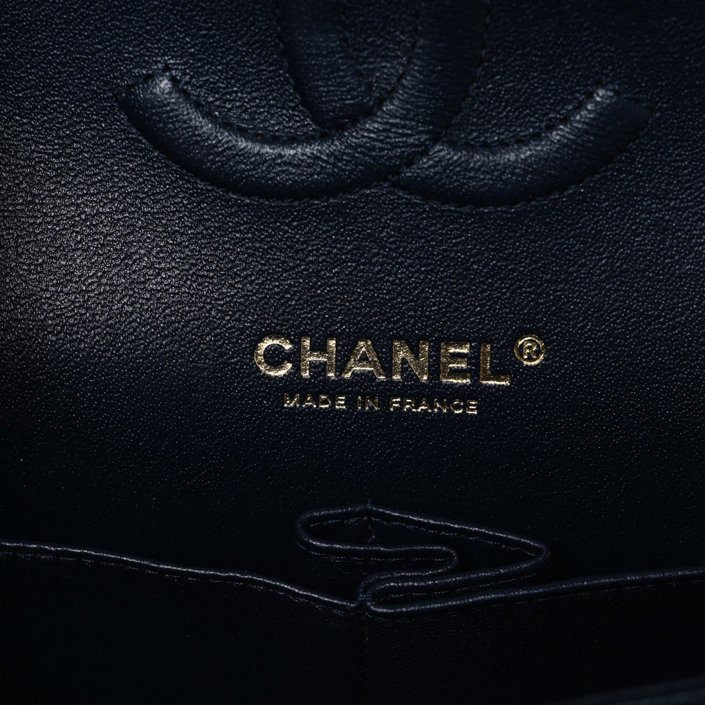 Caviar Quilted Medium Double Flap Navy