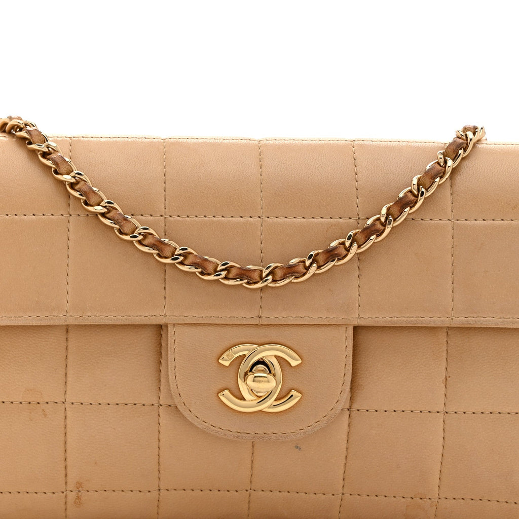 Lambskin East West Chocolate Bar Flap Beige