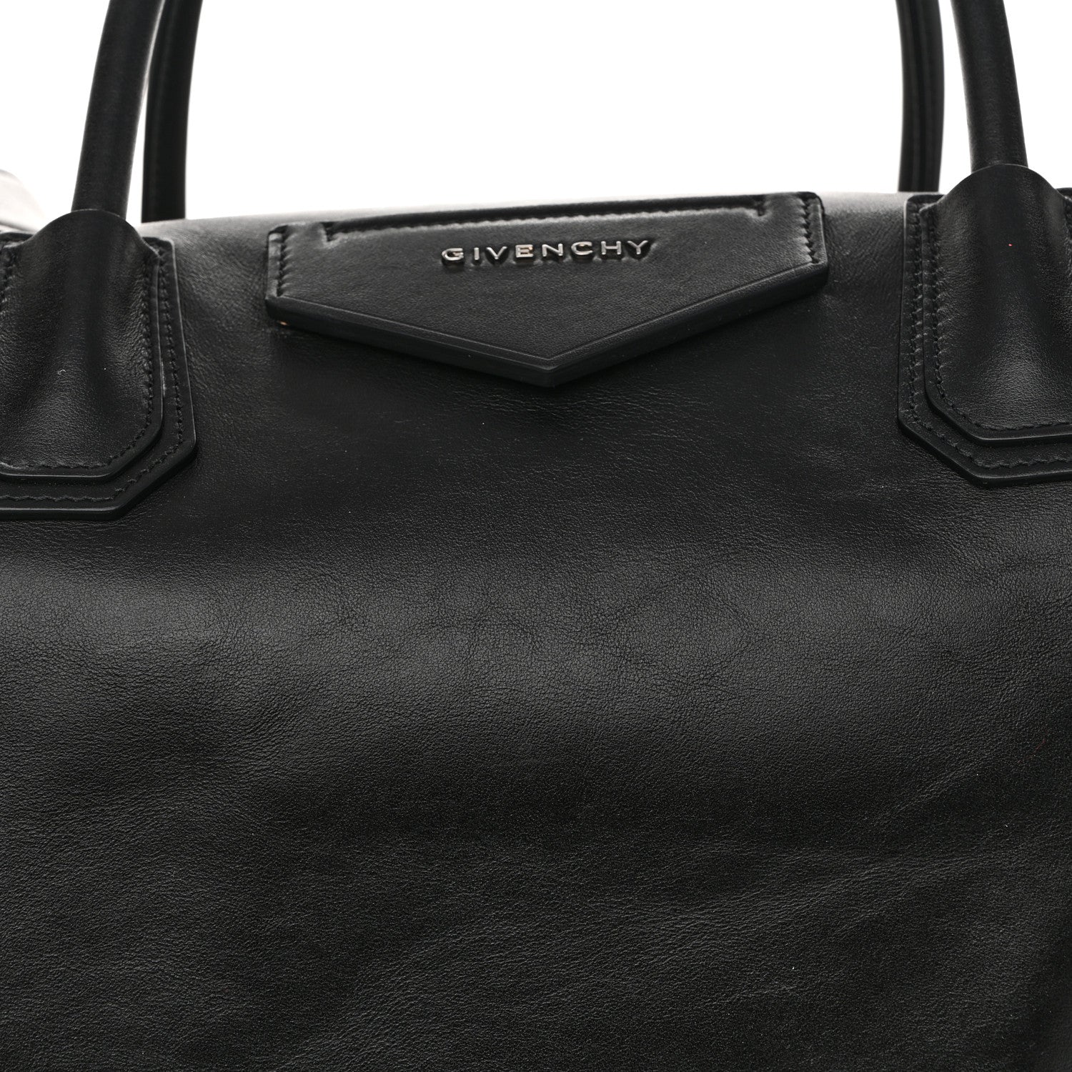 Smooth Calfskin Large Soft Antigona Black