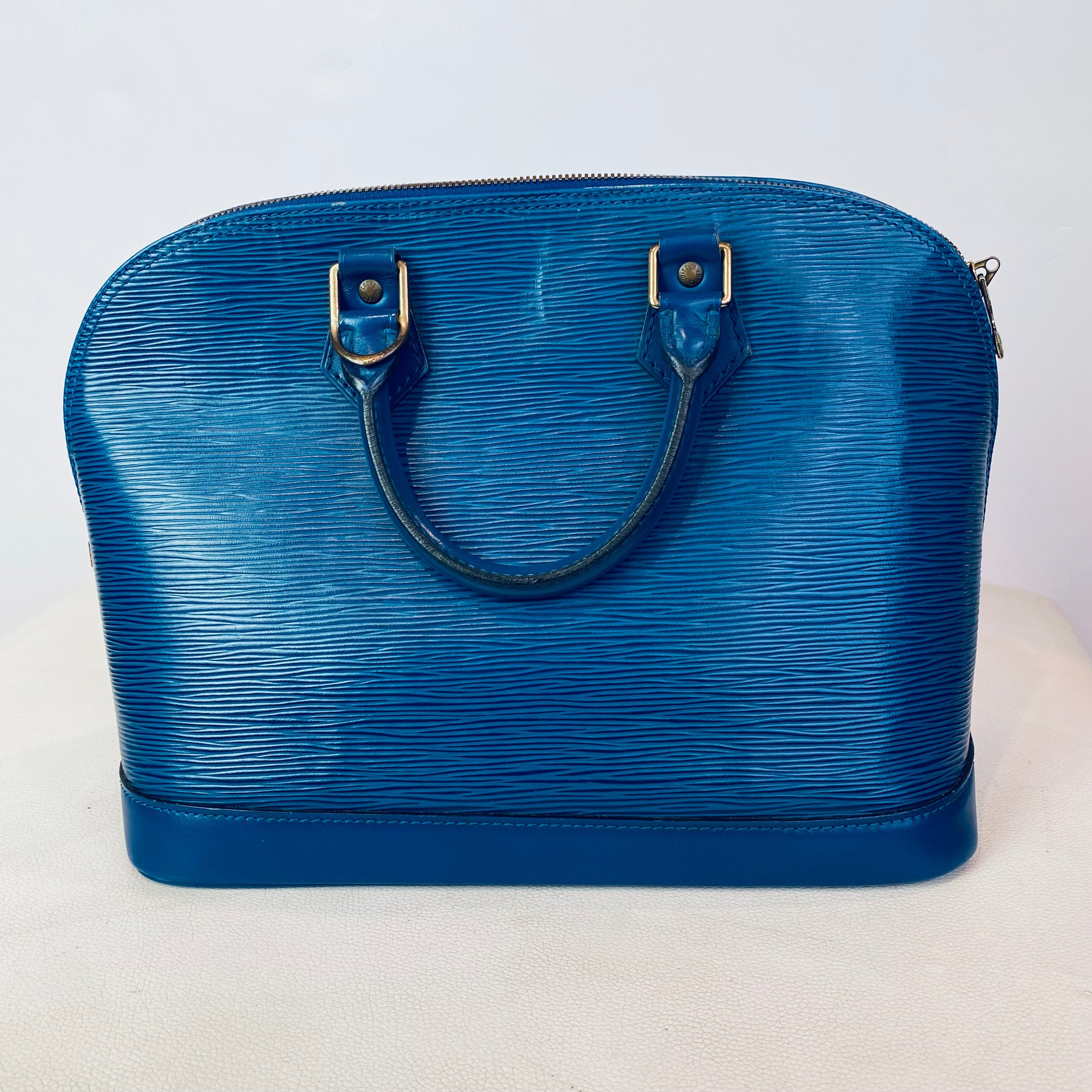 LOUIS VUITTON Epi Alma PM Satchel Handbag with Epi Elise Wallet in Blue