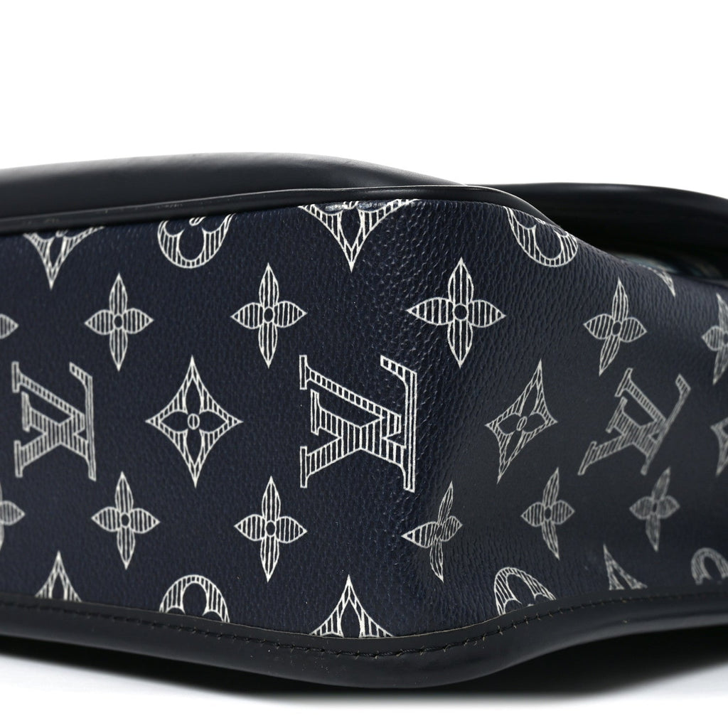 Savane Monogram Zebra Chapman Messenger GM Encre