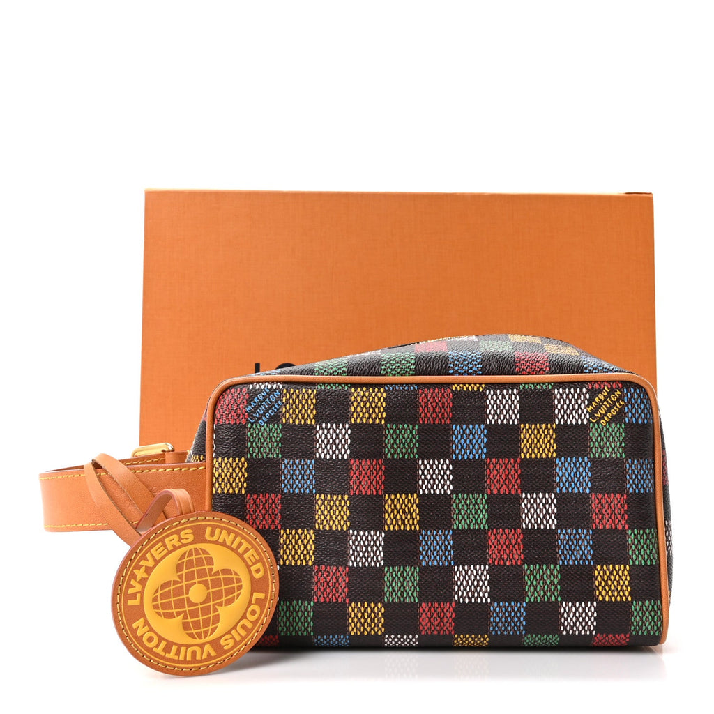 LV Vers Damier Ebene Locker Dopp Kit Toilet Pouch Multicolor
