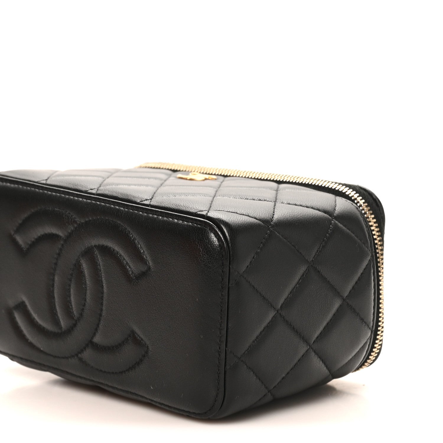 Lambskin Quilted Pearl Crush Small Vanity Case With Chain Black