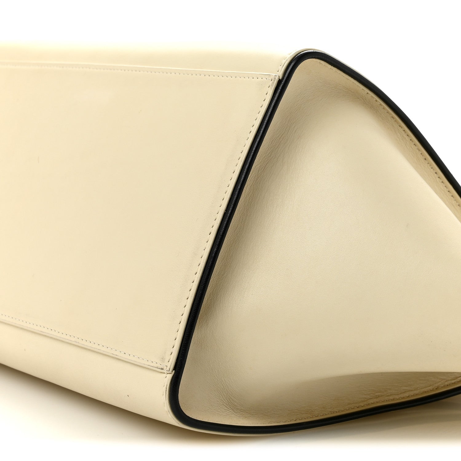 Smooth Calfskin Small Trapeze White Black