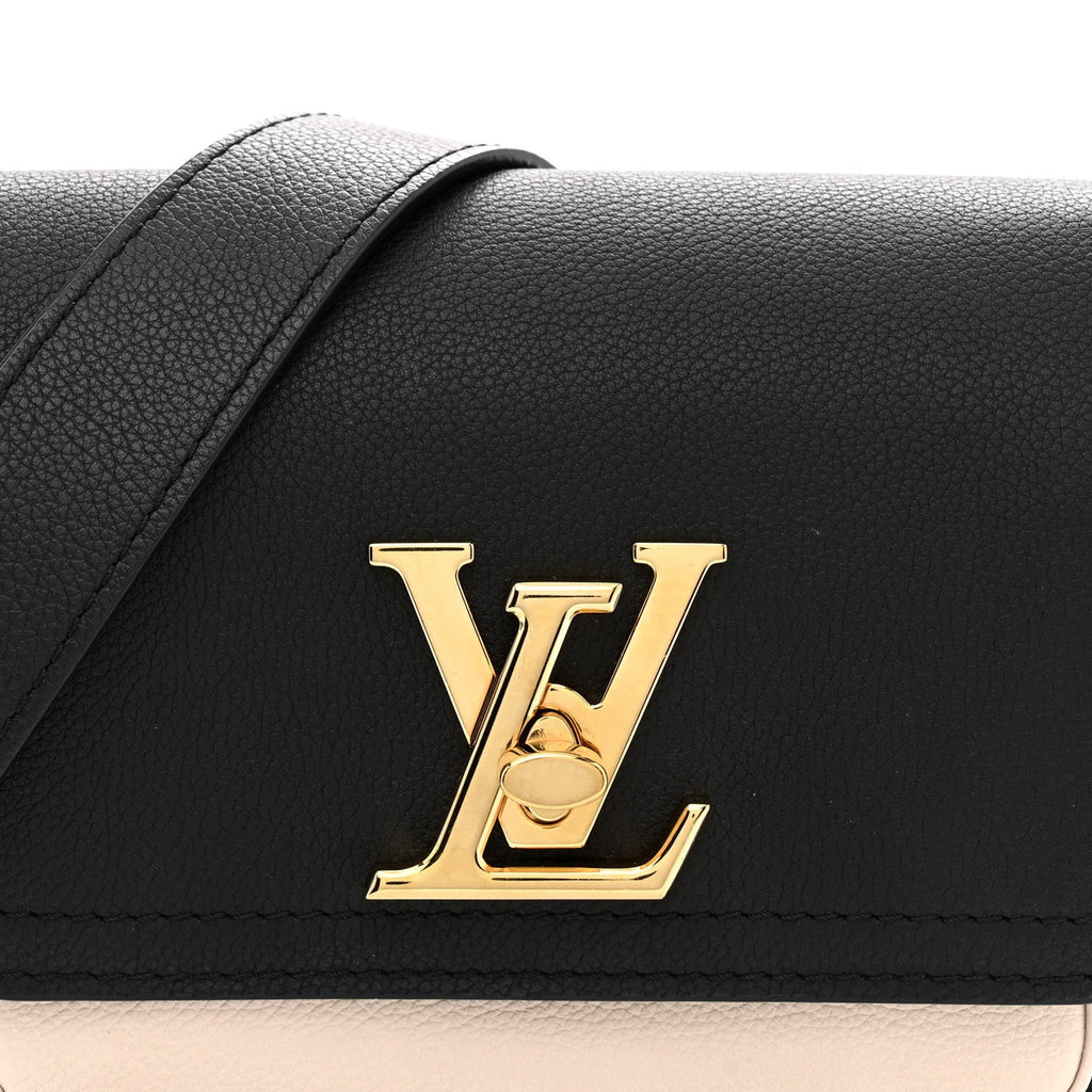 Grained Calfskin Lockme Tender Black