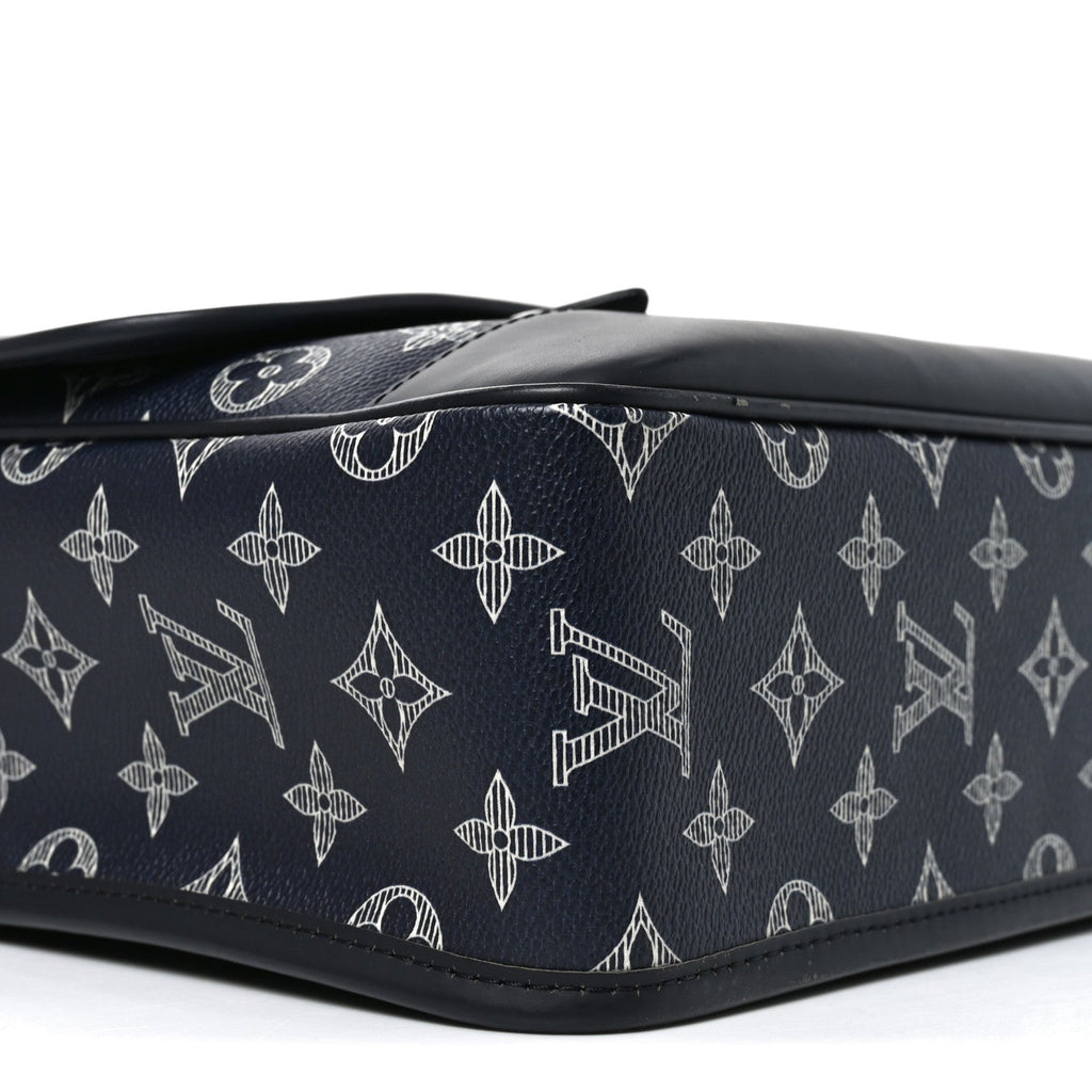 Savane Monogram Zebra Chapman Messenger GM Encre