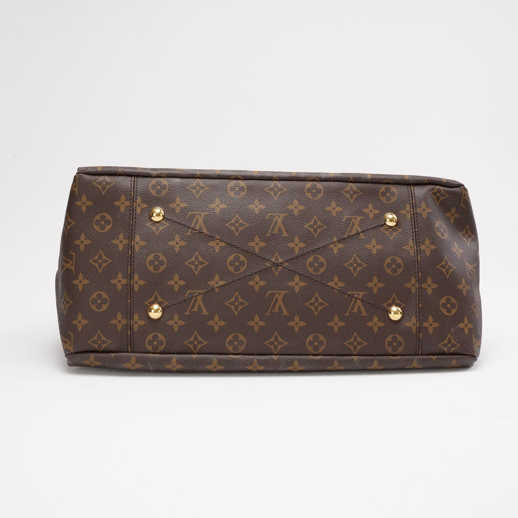 Louis Vuitton Artsy MM Hobo Monogram Bag 2017