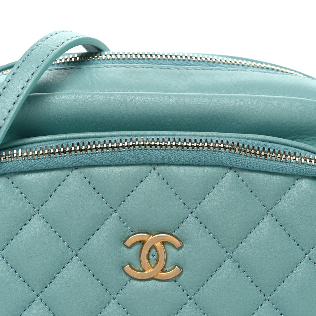 Calfskin Quilted Day Trips Camera Case Turquoise