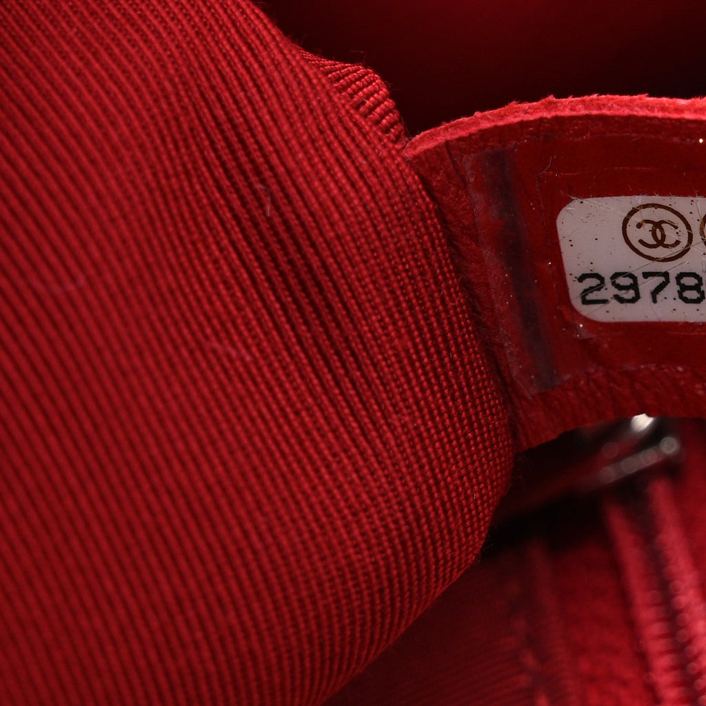 Crumpled Calfskin Medium Chain All Over Flap Red