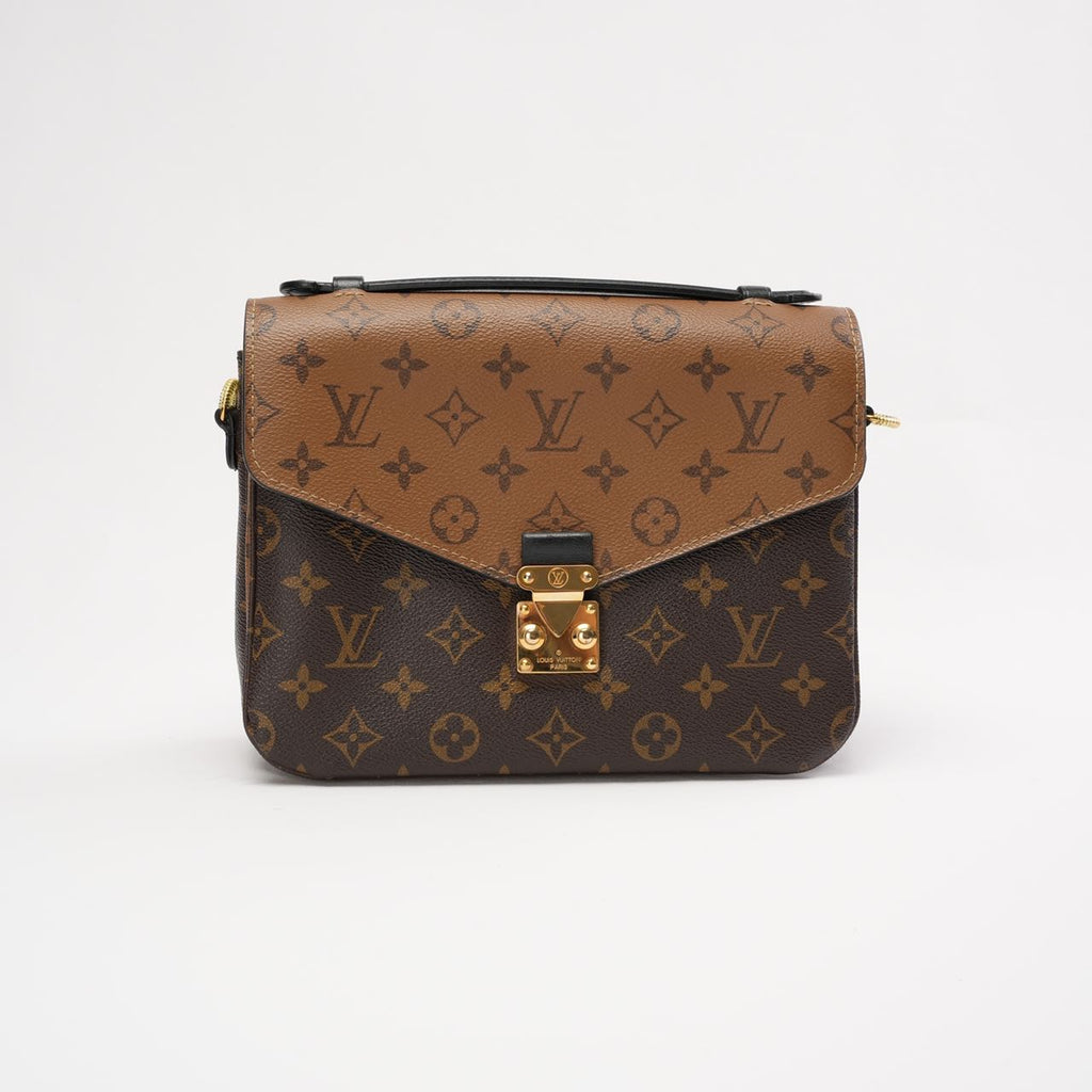Louis Vuitton Monogram Pochette Metis MM Hand Bag 2017