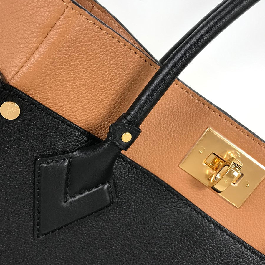LOUIS VUITTON Monogram On My Side MM M53823 Tote bag