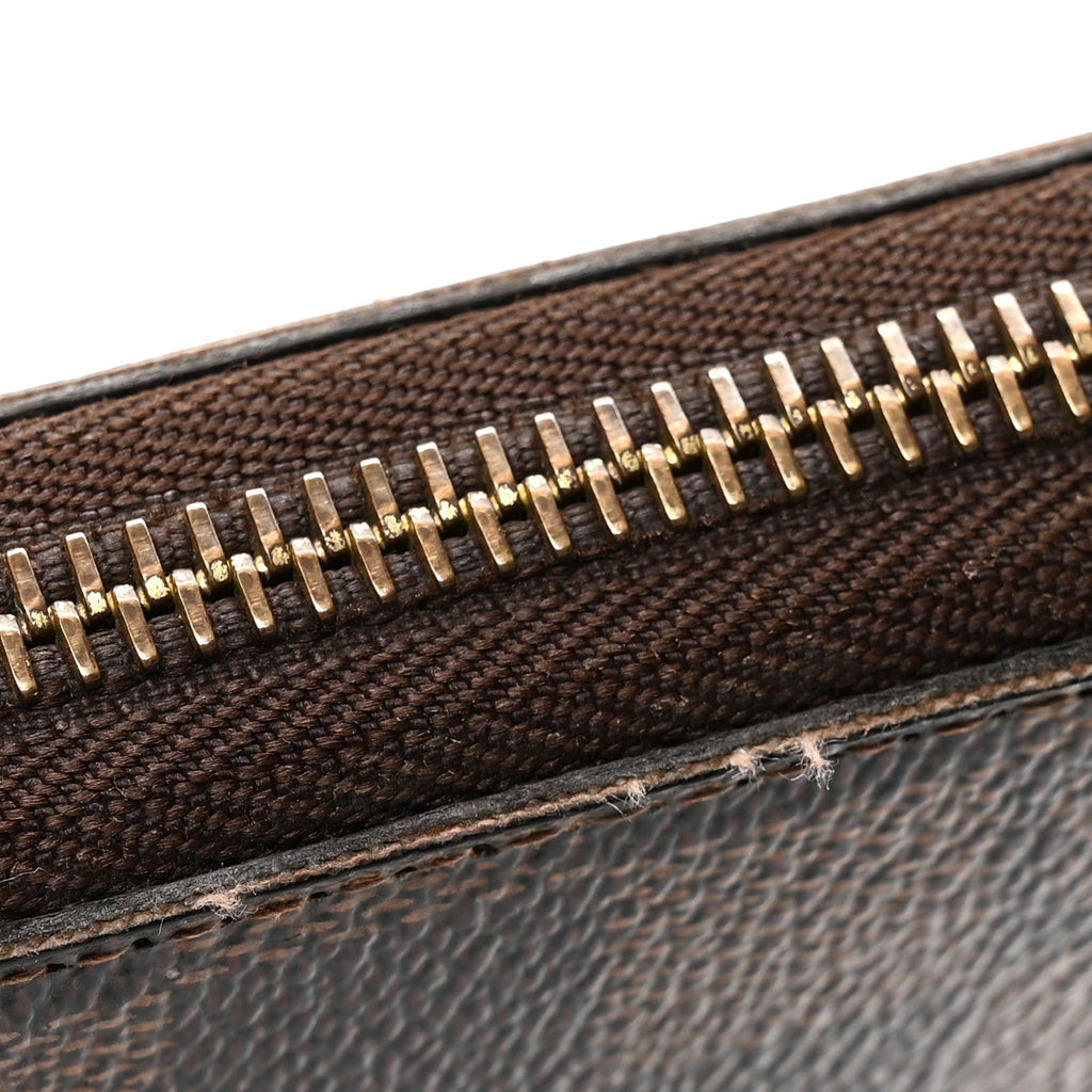Damier Ebene Zippy Wallet