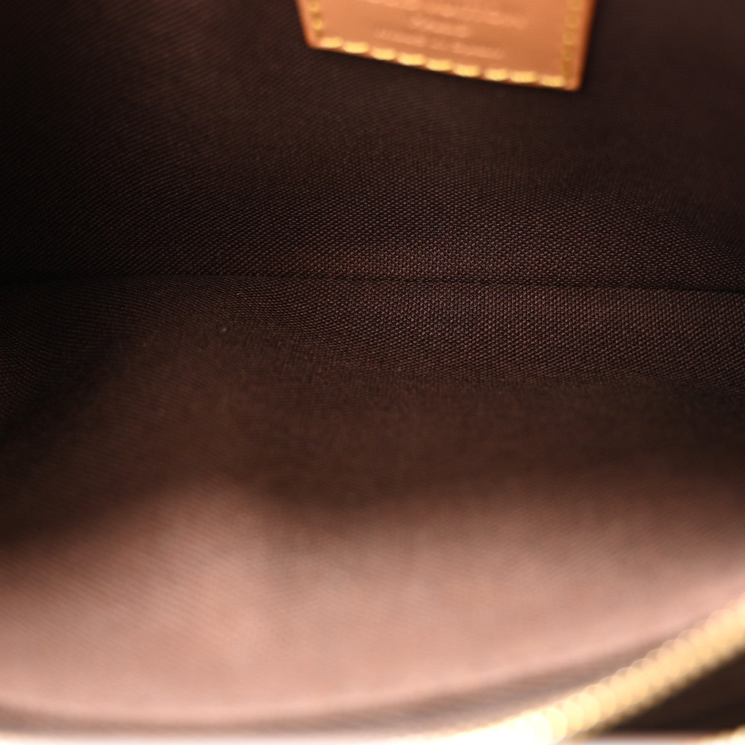 Monogram Liv Pochette