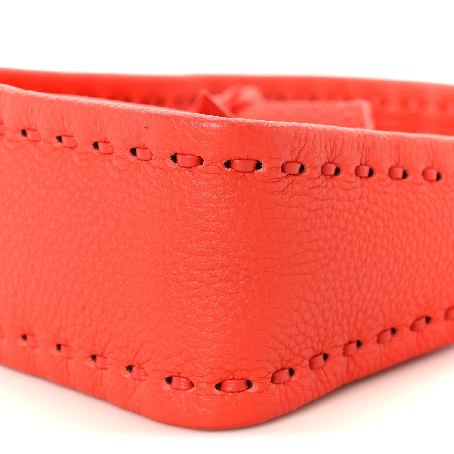 Cuoio Roma Sellerissima Nappa Sintetica Tape Stitch Mini Fendessence Shoulder Bag Lava