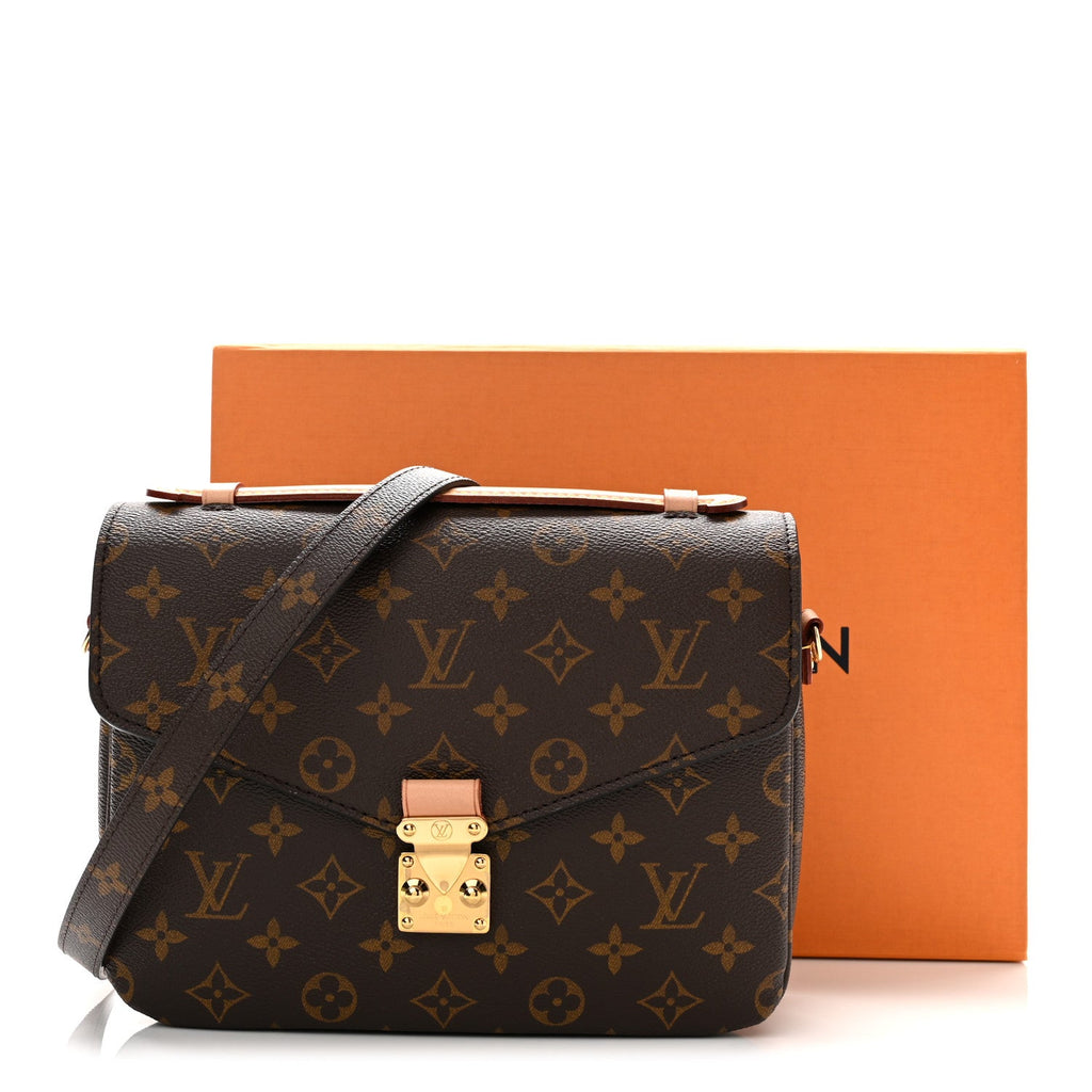Monogram Pochette Metis