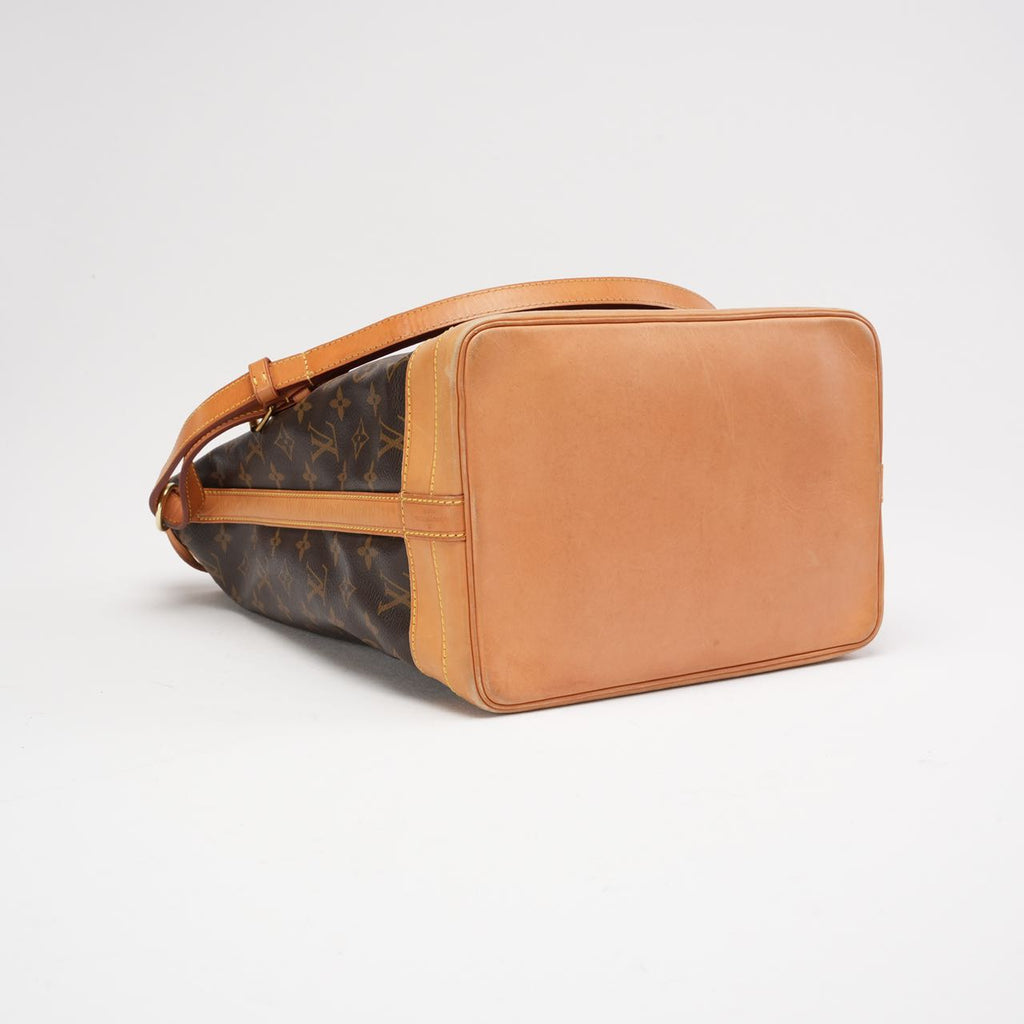 Louis Vuittion Sac Noe Grand Monogram Canvas 2013
