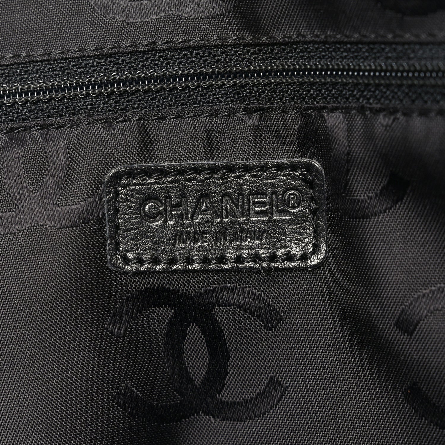 Jersey Quilted Chocolate Bar Shoulder Bag Black