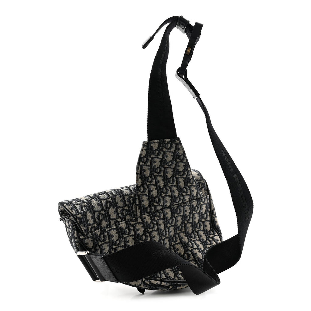 Oblique Mens Saddle Bag Blue