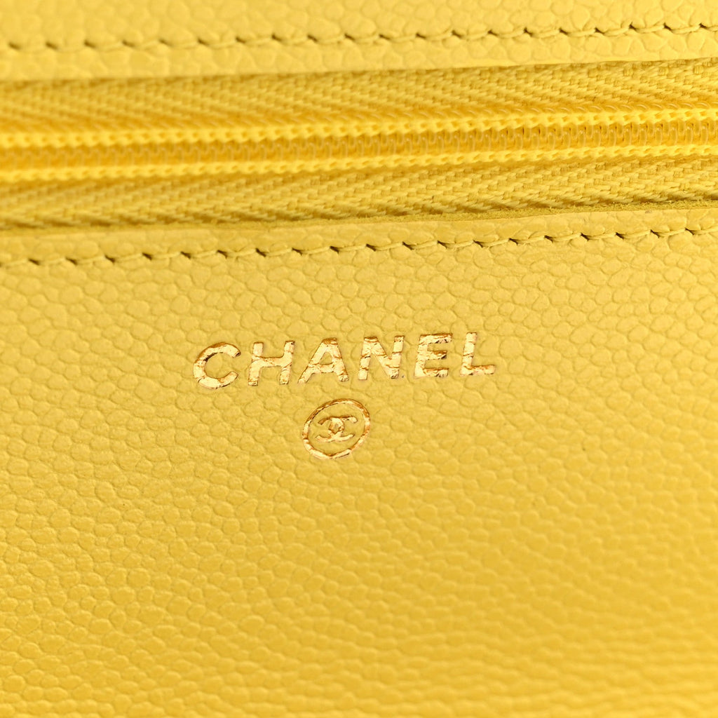 Caviar Quilted Wallet on Chain WOC Yellow
