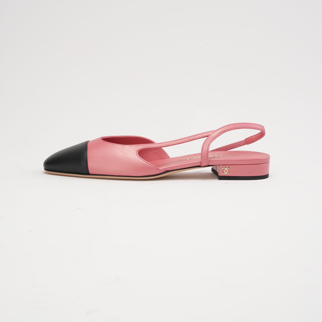 Chanel Pink / Black CC Logo Slingback Flats Size 38.5