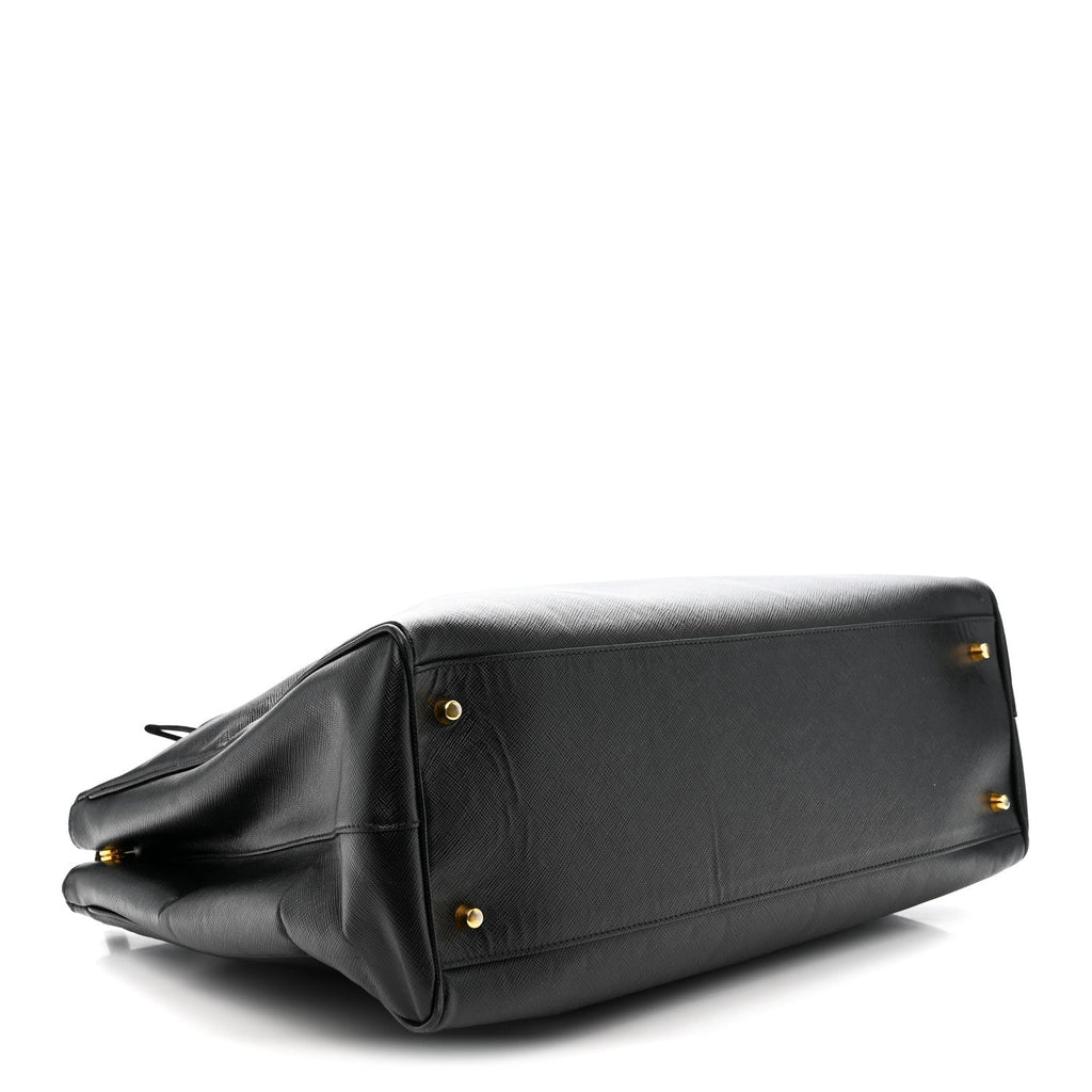 Saffiano Lux Extra Large Galleria Double Zip Tote Black