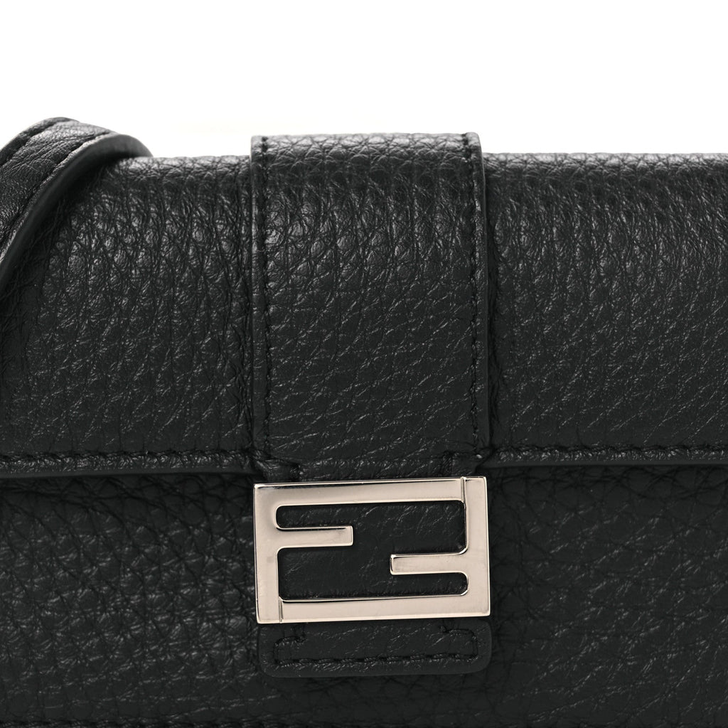 Cuoio Romano Micro Flat Baguette Black