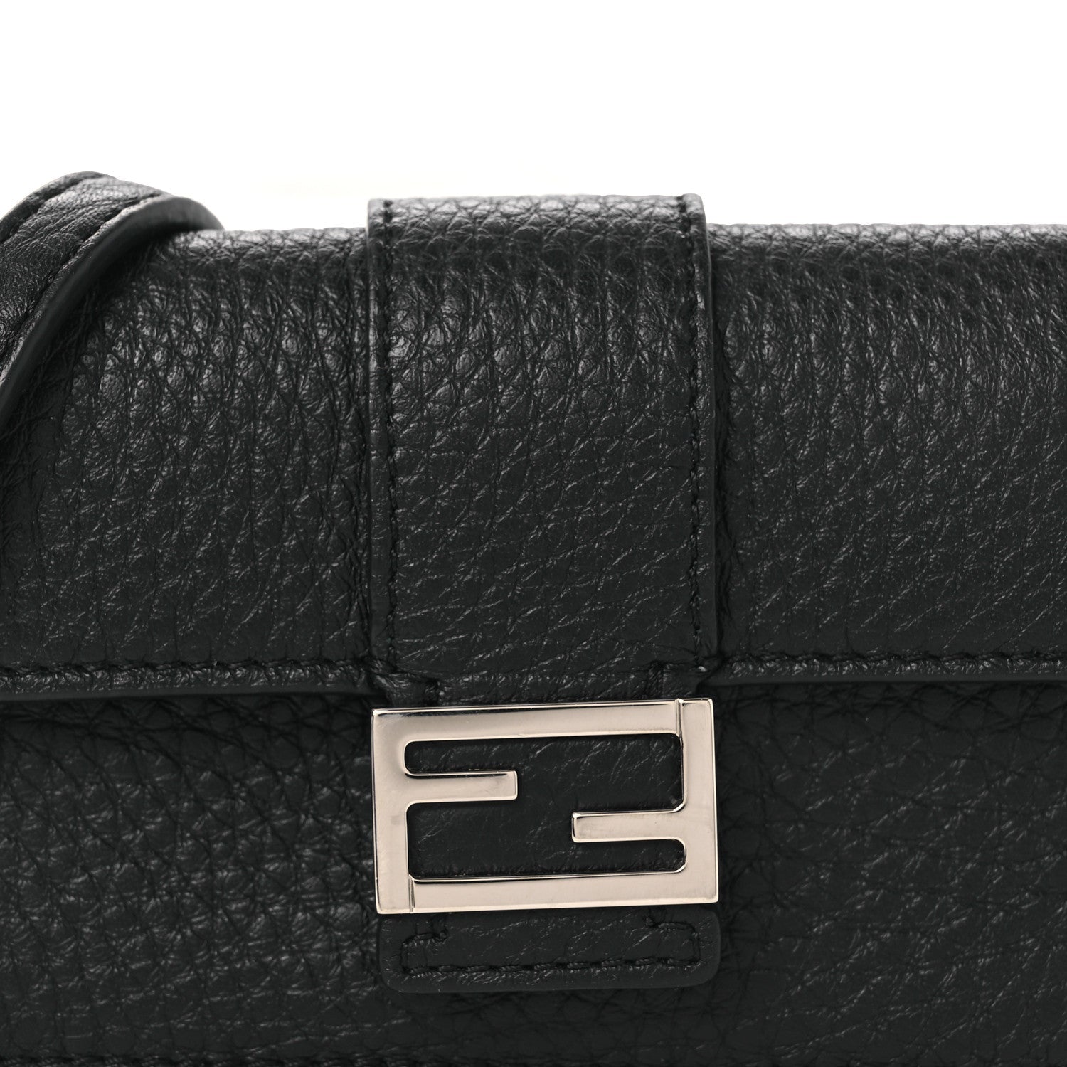 Cuoio Romano Micro Flat Baguette Black