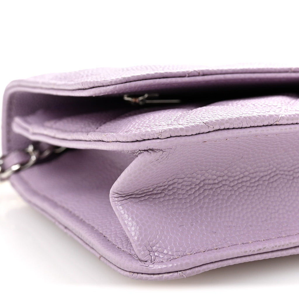 Caviar Quilted CC Logo Wallet on Chain WOC Purple