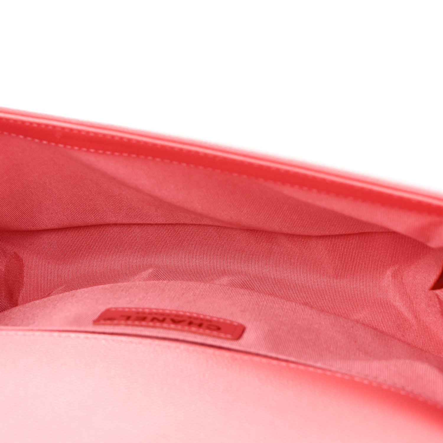Caviar Quilted Medium Boy Flap Coral