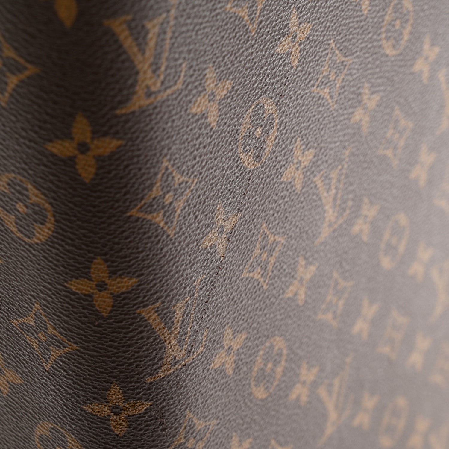 Monogram Horizon 55 Coquelicot