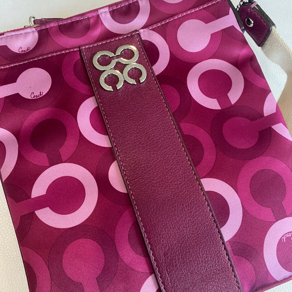 COACH Julia Op Art Swingpack Crossbody Plum Multi NWT