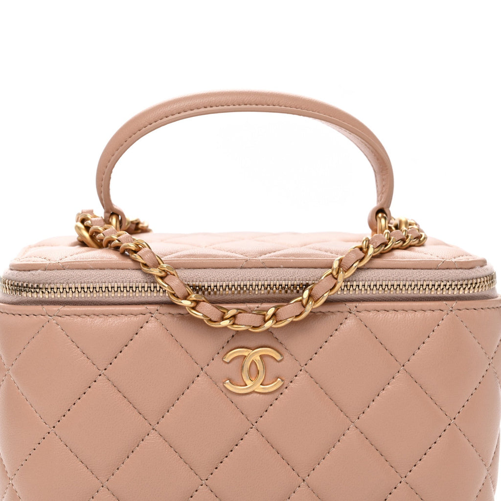 Lambskin Quilted Small Top Handle Vanity Case With Chain Beige