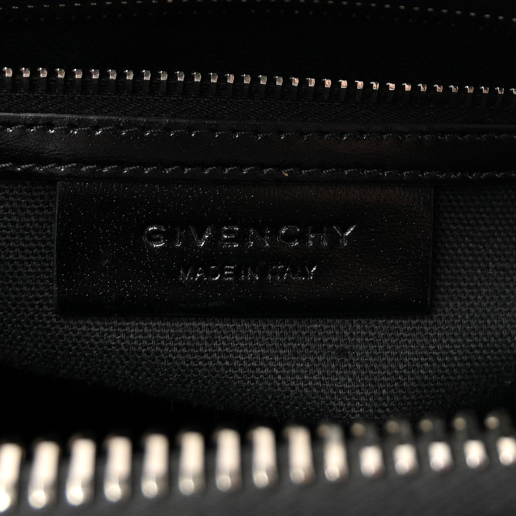 Shiny Lord Calfskin Small Antigona Black