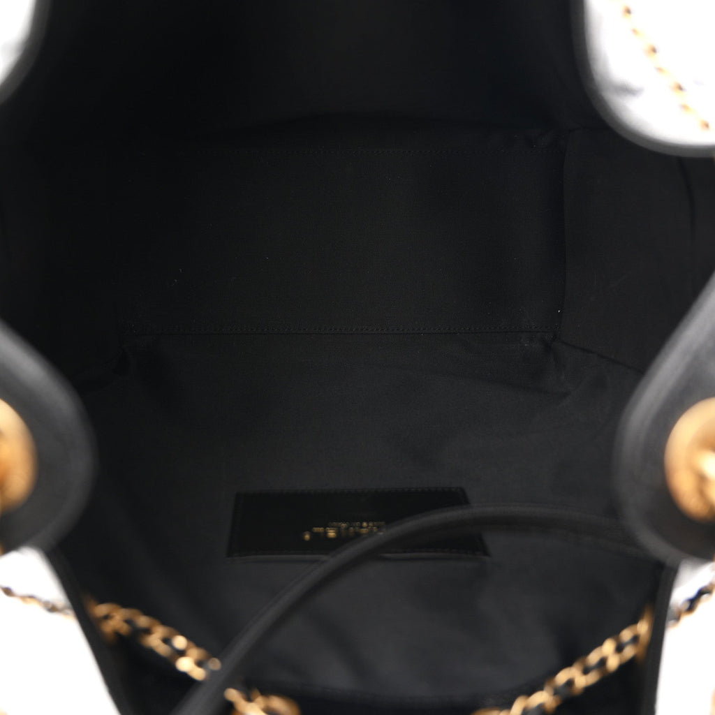 Caviar Quilted Medium Chanel 25 Handbag Black