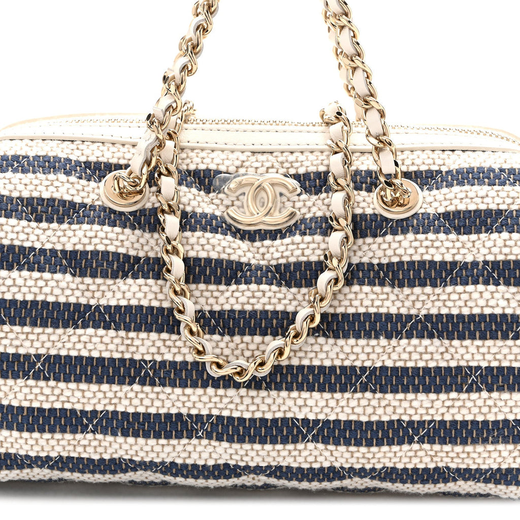 Printed Fabric Clutch With Chain Light Beige Dark Blue