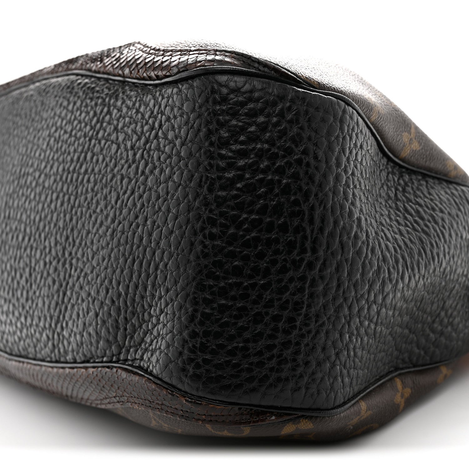 Monogram Ostrich Oskar Waltz