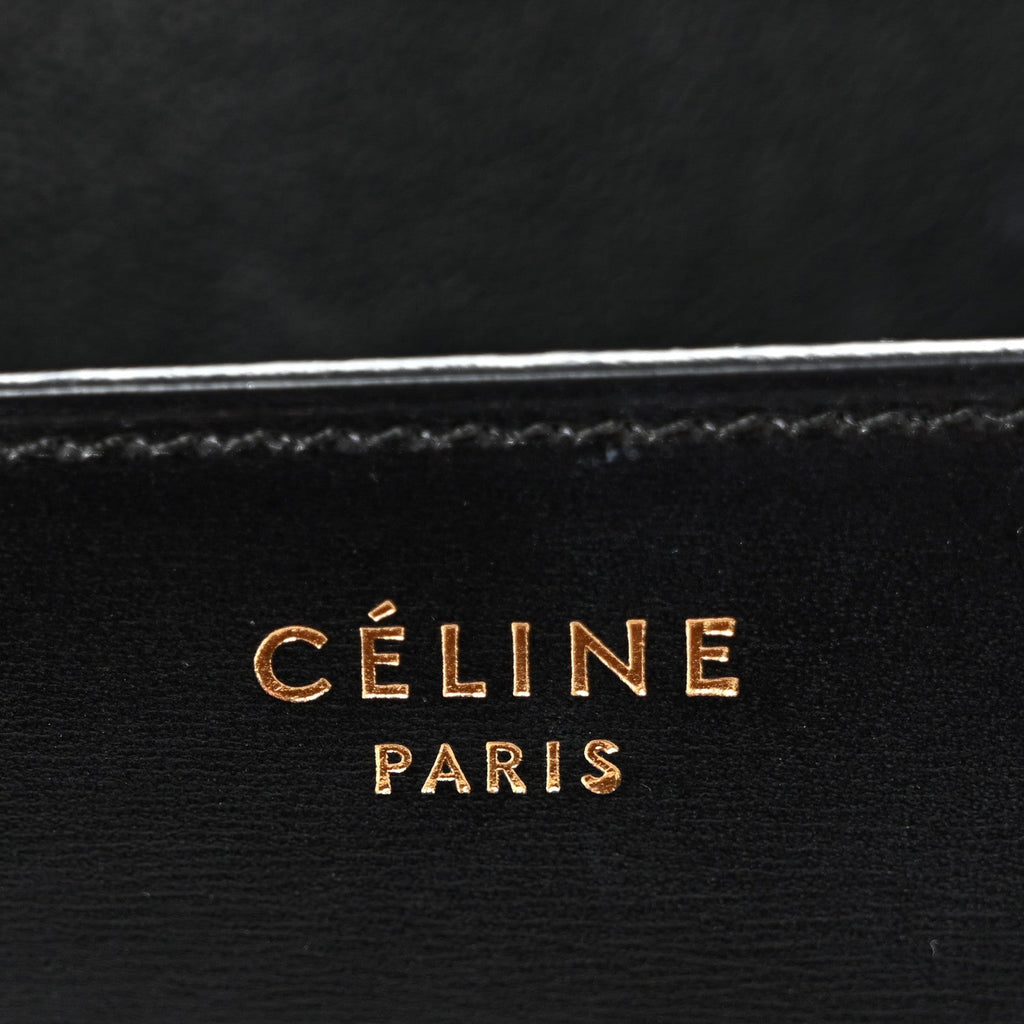 Box Calfskin Medium Classic Box Flap Bag Black