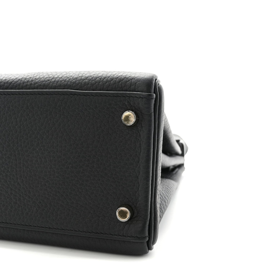 Taurillon Clemence Kelly Retourne 32 Black