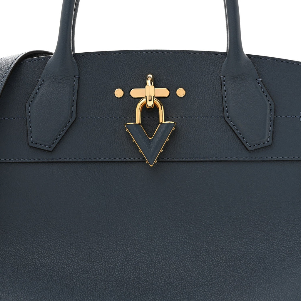 Grained Calfskin Steamer MM Blue