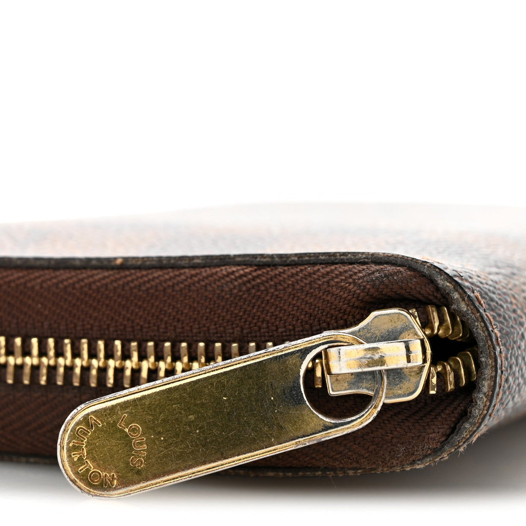 Damier Ebene Zippy Organizer Wallet
