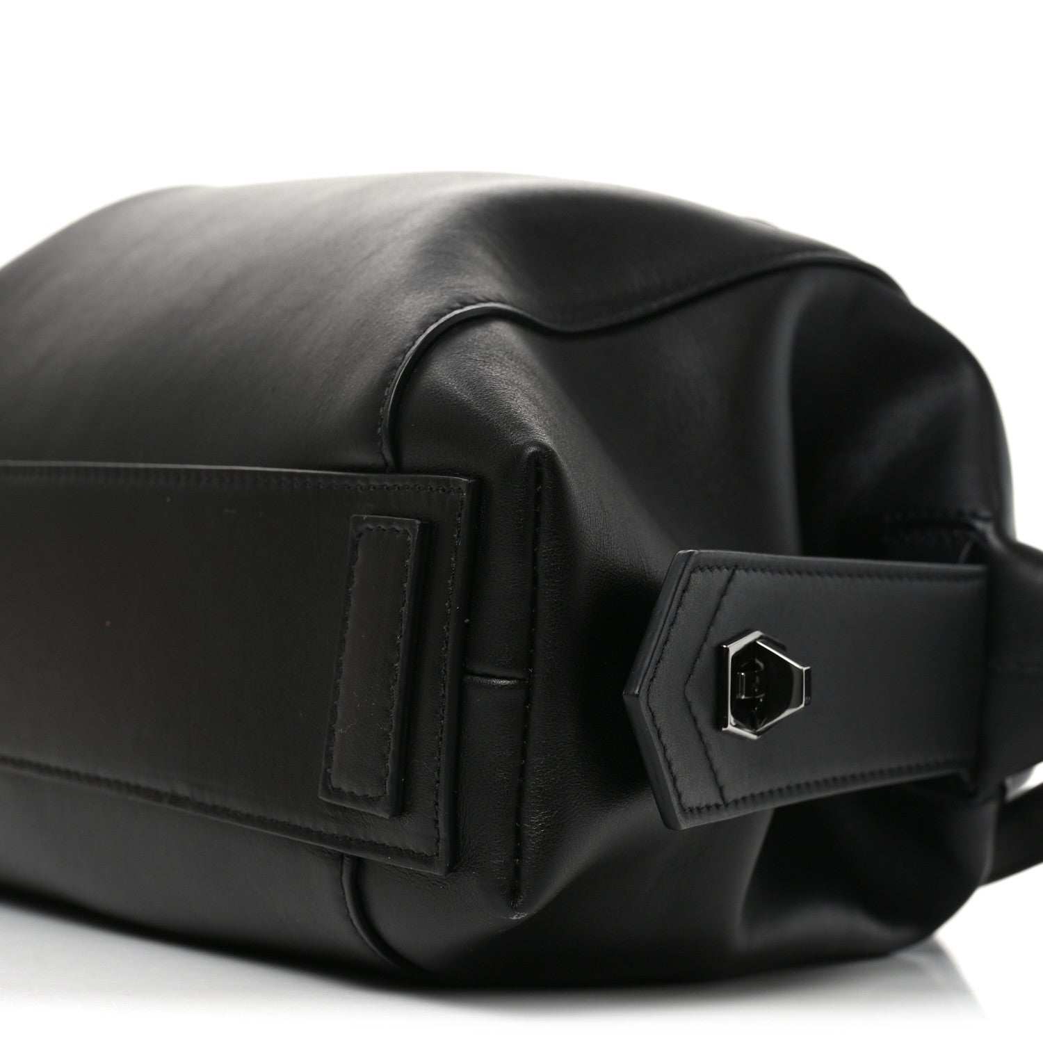 Smooth Calfskin Small Soft Antigona Black