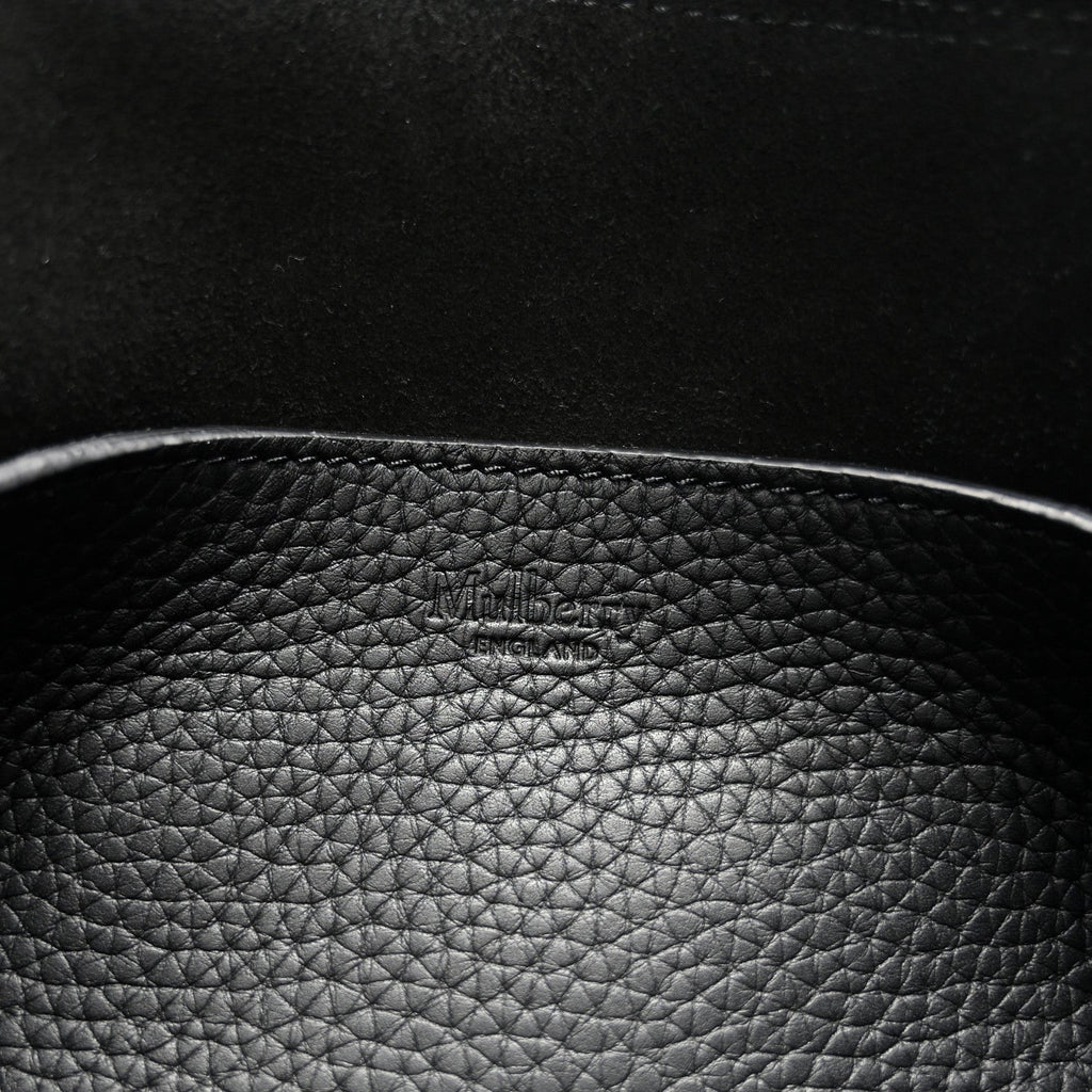 Heavy Grain Medium Alexa Black