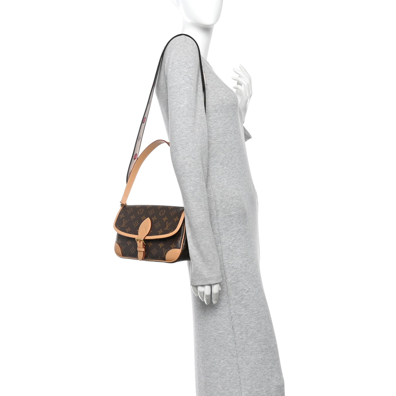 Monogram Diane Black