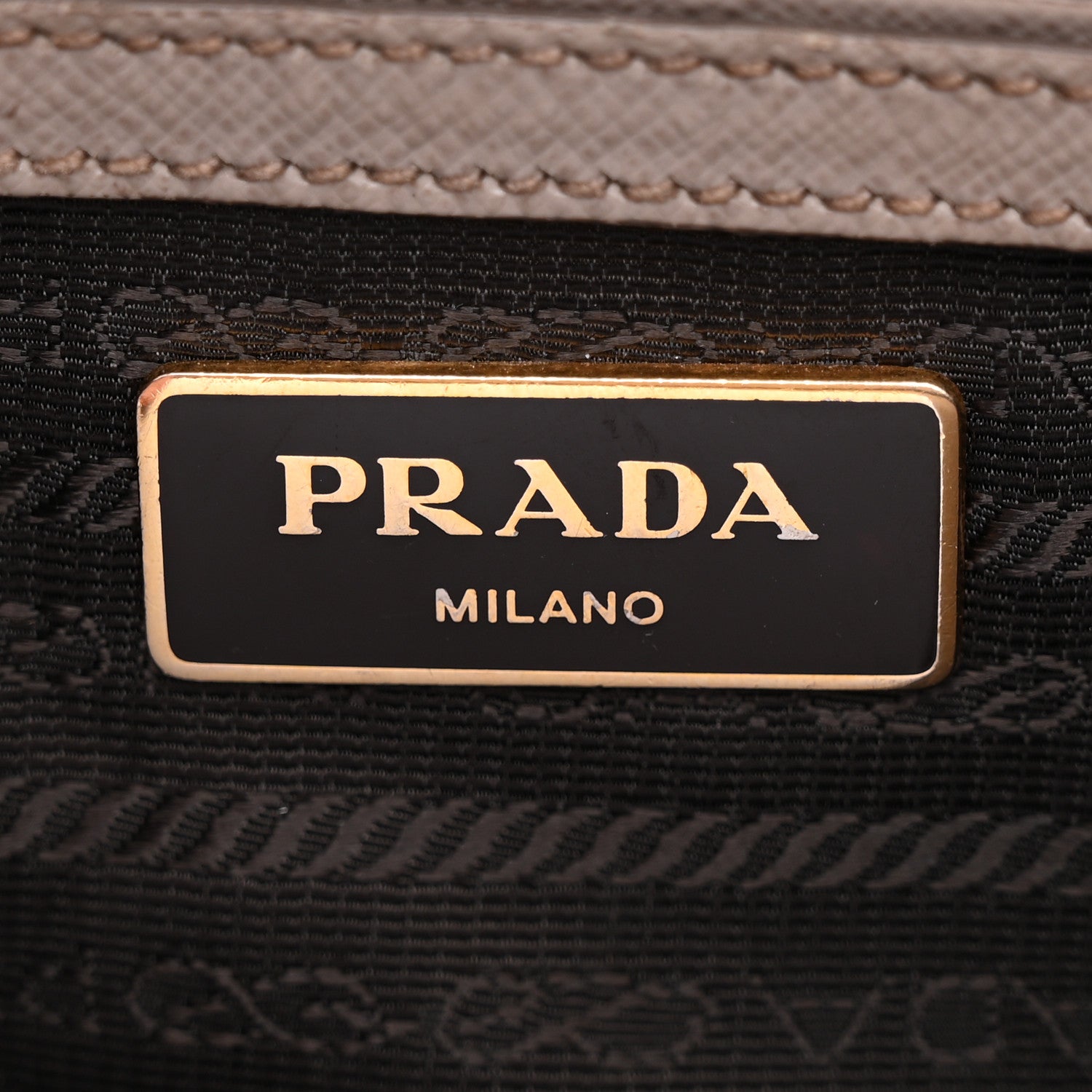 Saffiano Small Galleria Double Zip Tote Argilla