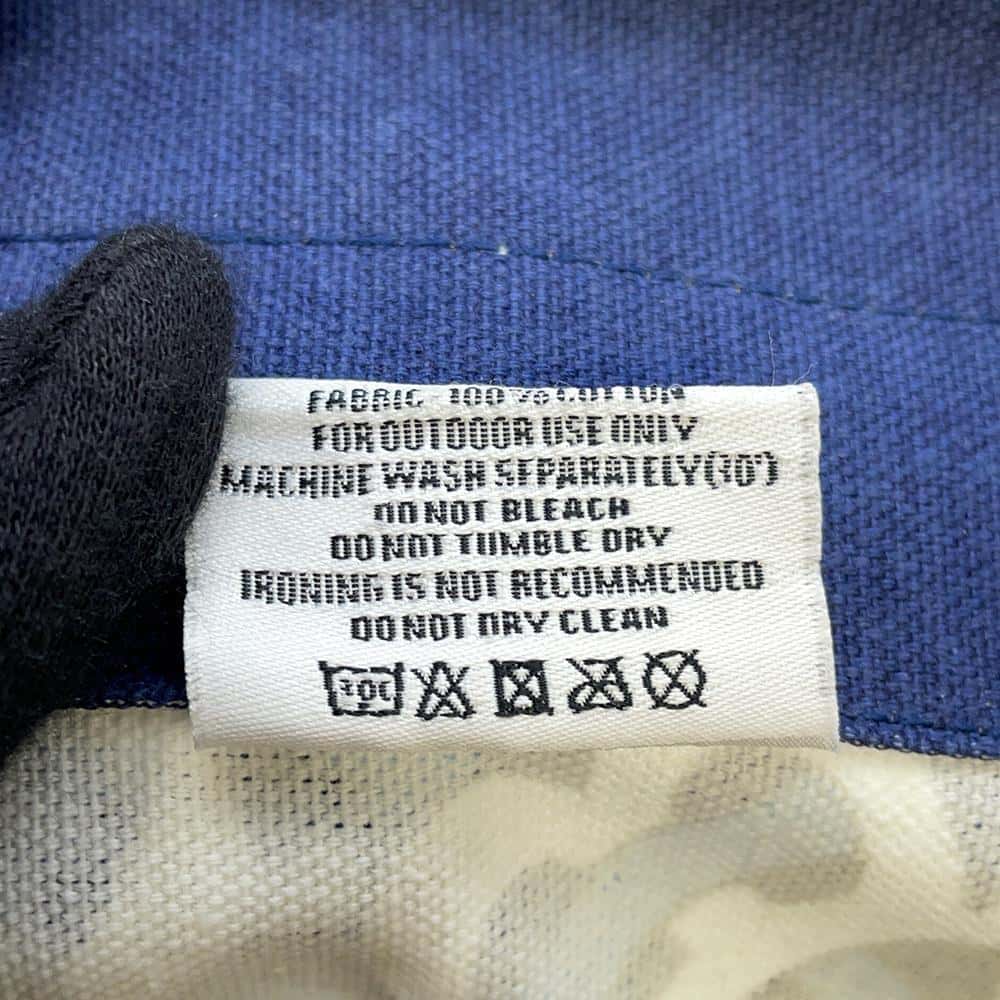 BURBERRY TBMonogram Folding Deck Chair Natural/Navy Wood Cotton