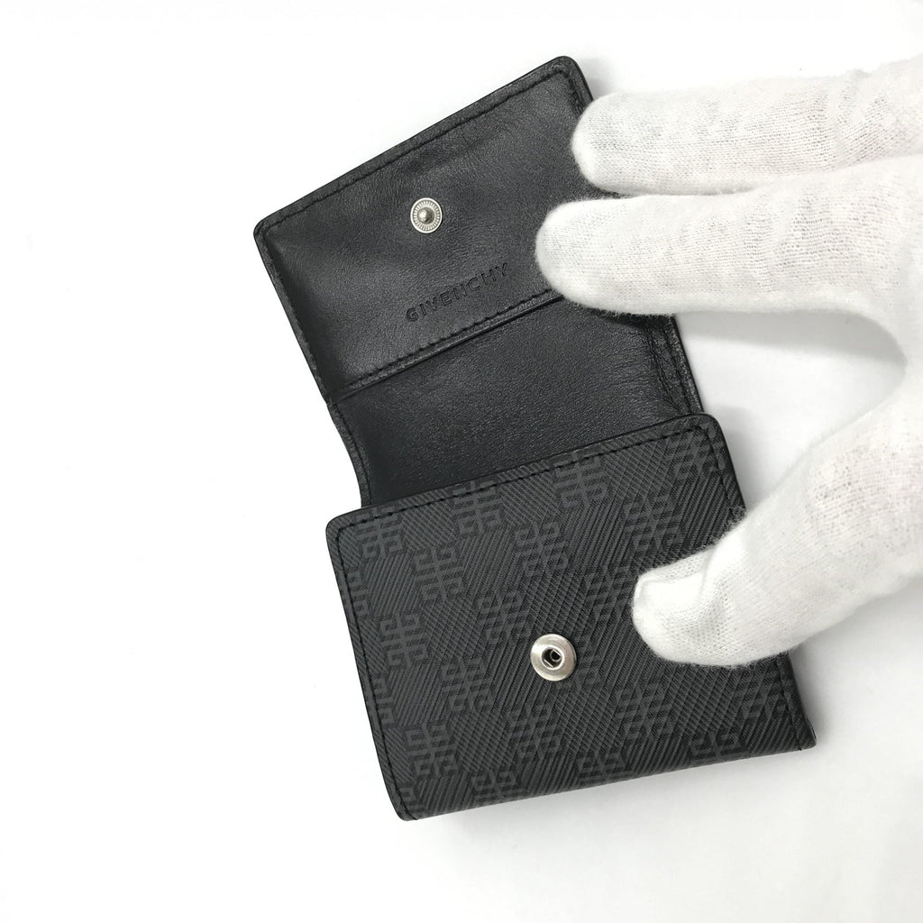 Givenchy Trifold Compact Women's Wallet ( )